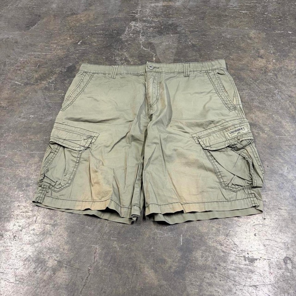 Unionbay Mens 34 Olive Green Cargo Shorts Vintage 2000s Y2K Skater Cotton Blend